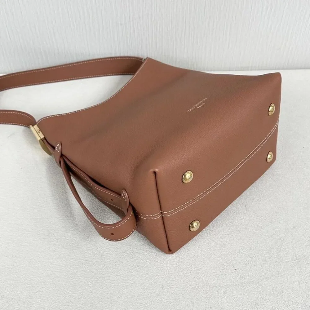 Louis Vuitton Women Pre-Loved Bag Very Good Condition